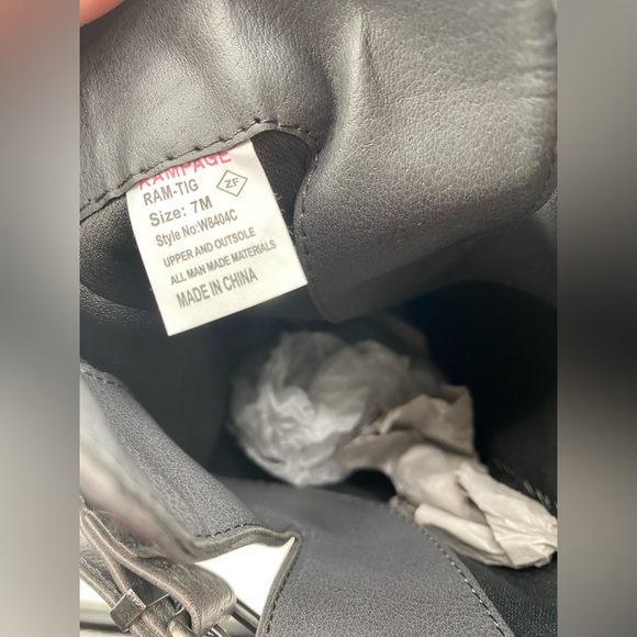 RAMPAGE Women's Interest
Zipper and Buckle Knee High
Riding Women's boots size 7 - Picture 12 of 12